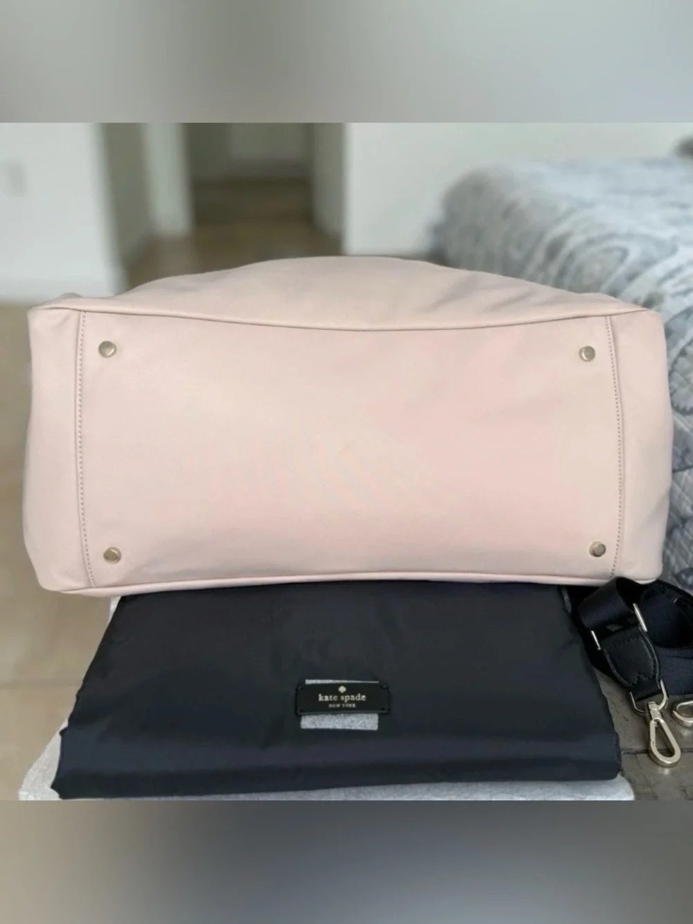 kate spade beige and black color block Chelsea diaper bag tote MSRP $399